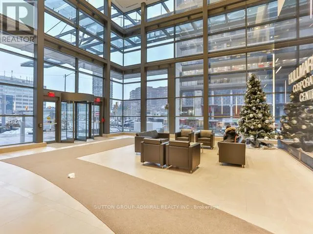 Offices for rent: 801 - 4789 Yonge Street, Toronto, Ontario M2N 0G3