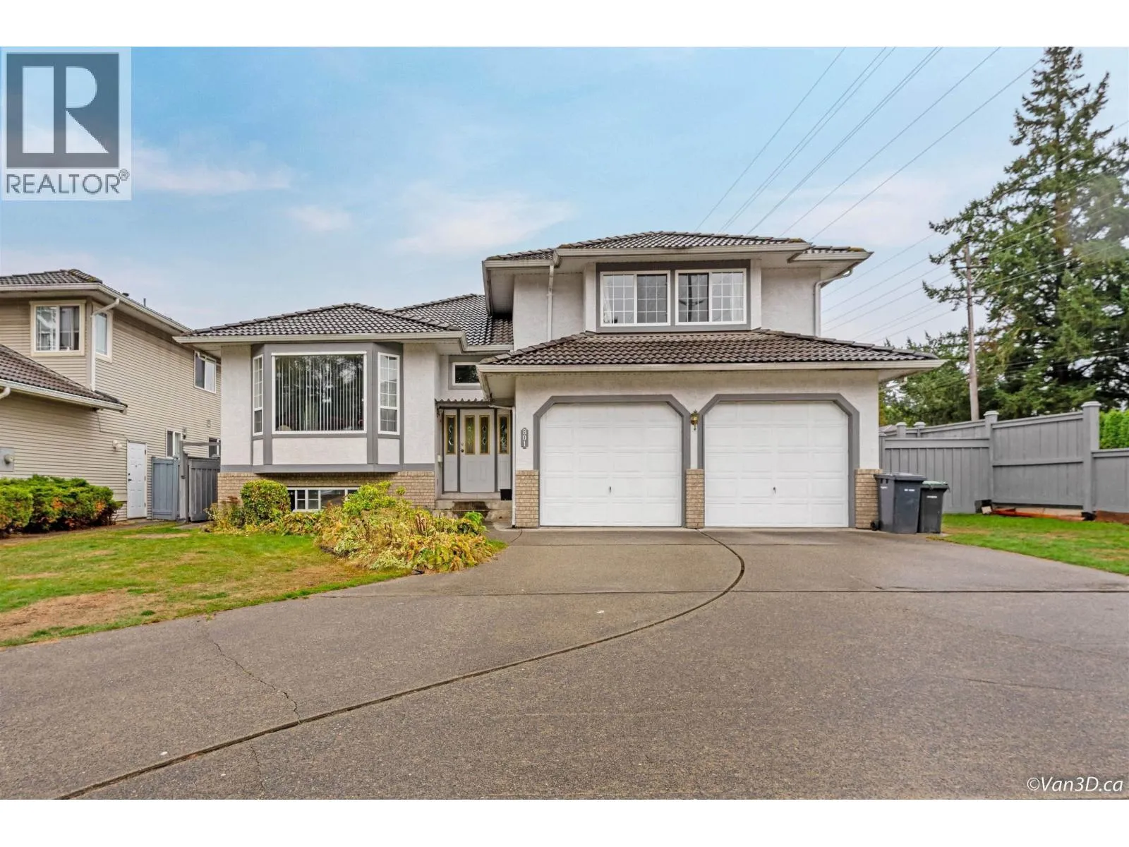 House for rent: 801 Fowler Court, Coquitlam, British Columbia V3J 7X2