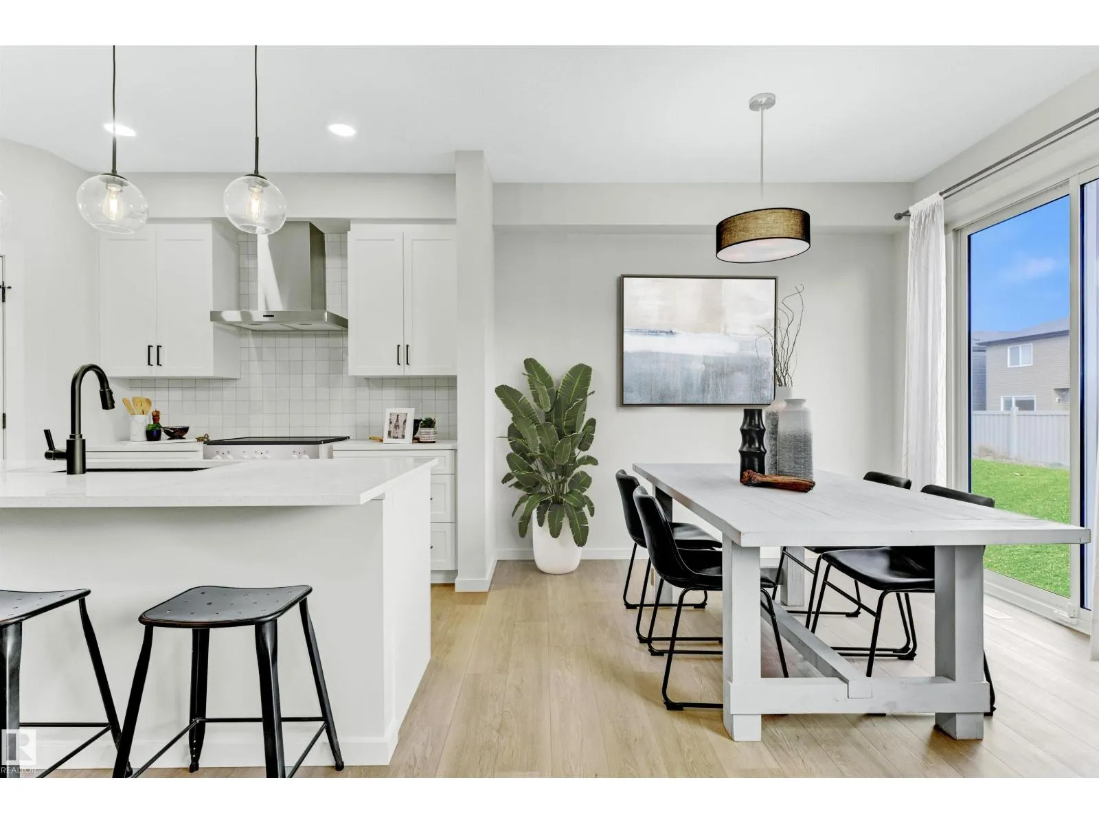 House for rent: 8019 228 St Nw, Edmonton, Alberta T5T 7X8