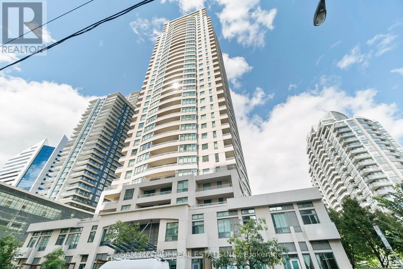 Apartment for rent: 802 - 18 Spring Garden Avenue, Toronto, Ontario M2M 7M2