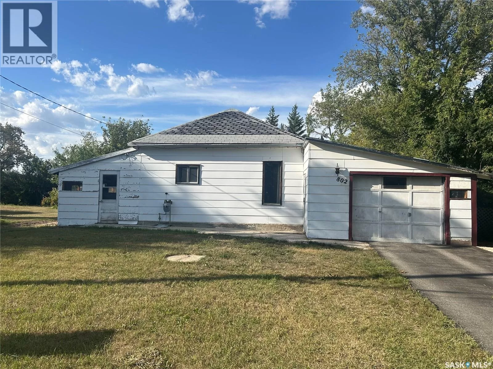 House for rent: 802 Athabaska Avenue, Grenfell, Saskatchewan S0G 2B0