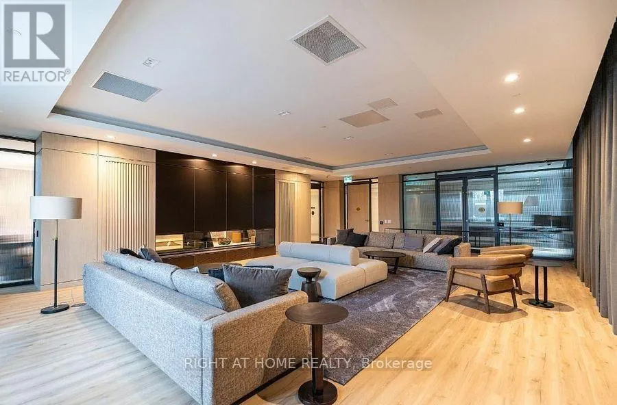 Apartment for rent: 803 - 215 Veterans Drive S, Brampton, Ontario L7A 4S6