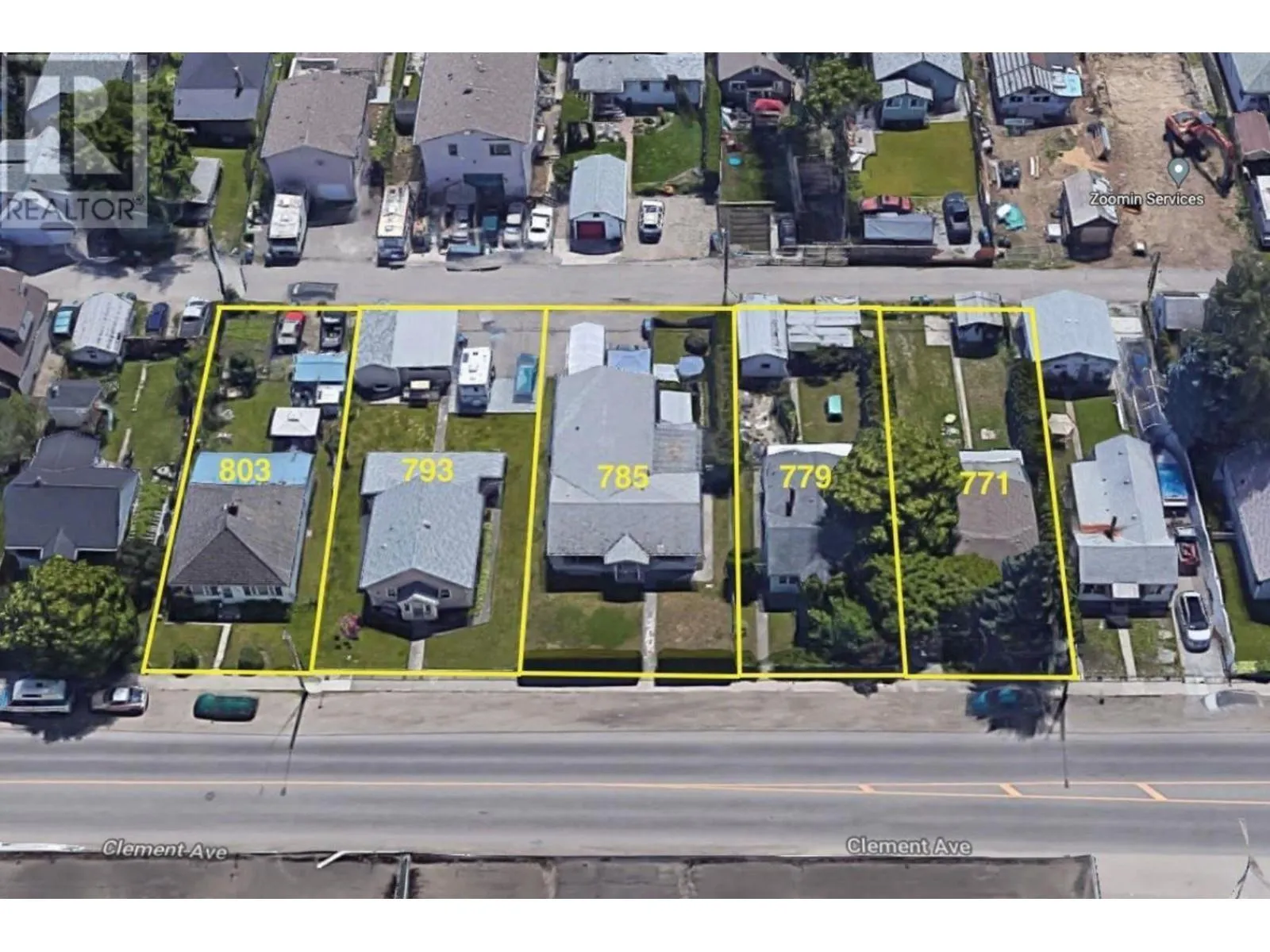 House for rent: 803 Clement Avenue, Kelowna, British Columbia V1Y 7C9