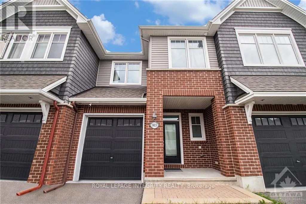 Row / Townhouse for rent: 803 Indica Street, Ottawa, Ontario K2S 2M7