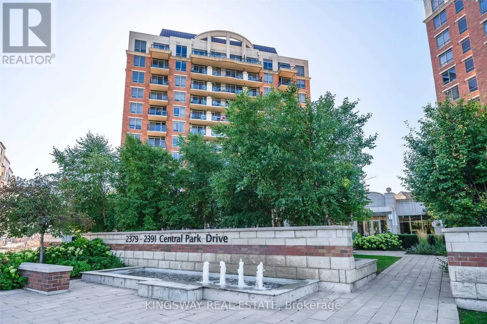 Apartment for rent: 804 - 2391 Central Park Drive, Oakville, Ontario L6H 0E4
