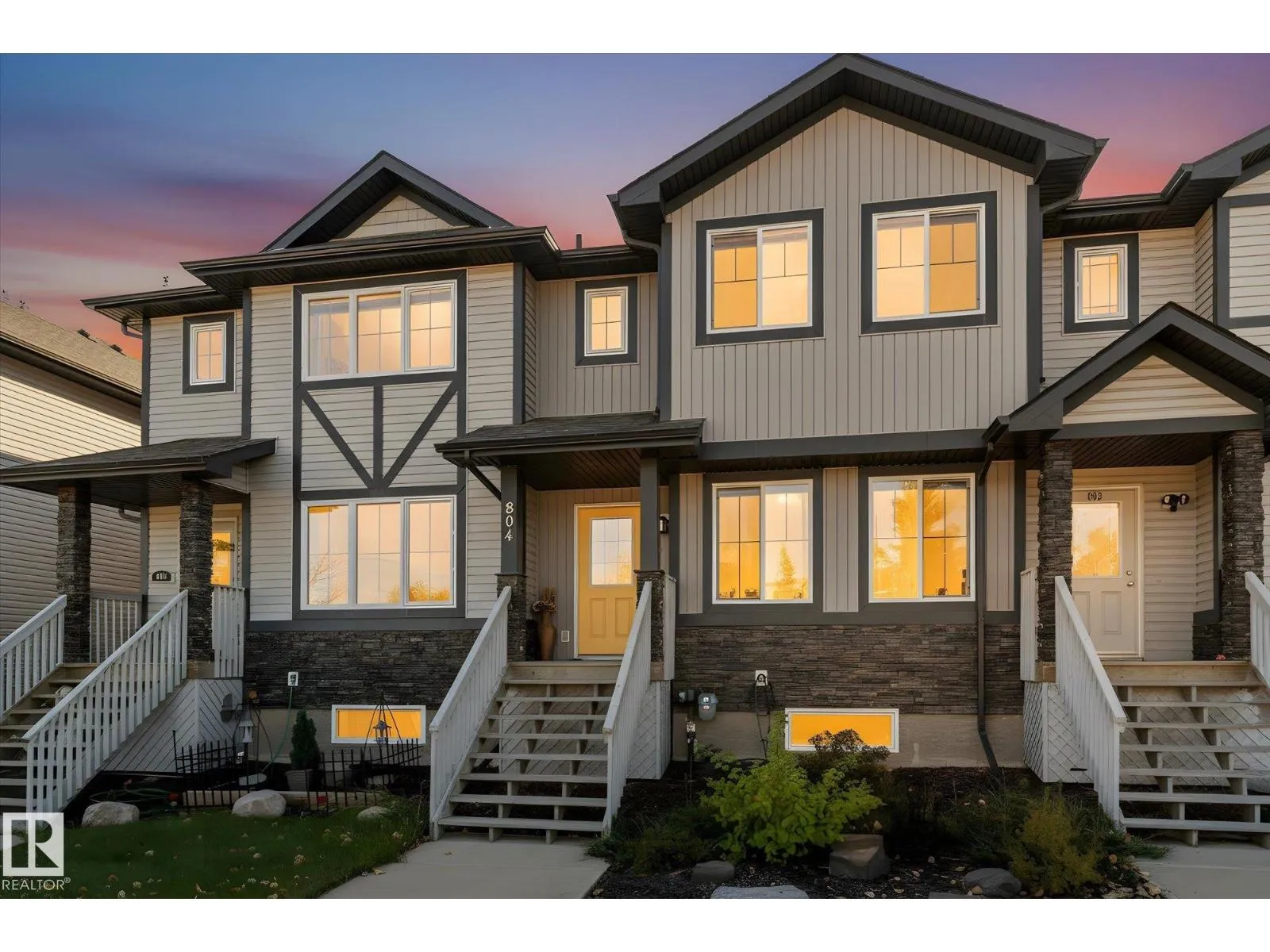 Row / Townhouse for rent: 804 Mcleod Avenue, Spruce Grove, Alberta T7X 0M7