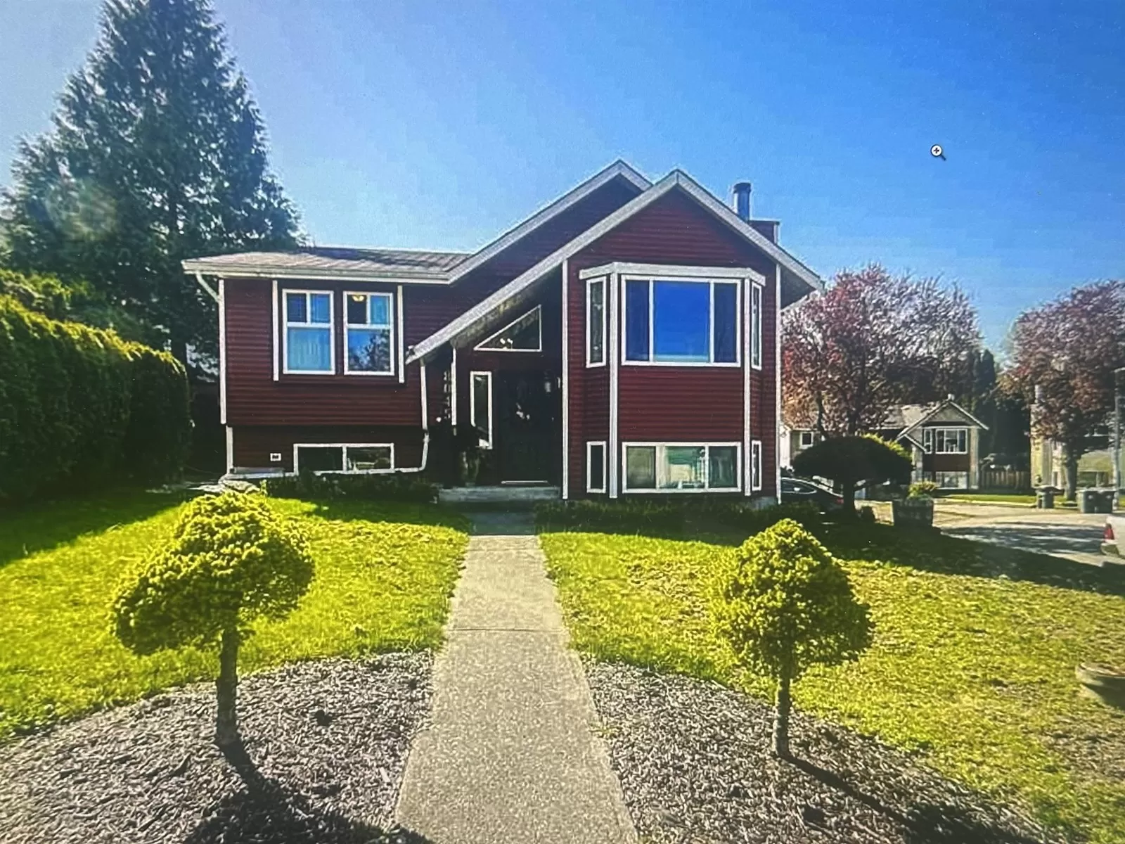 House for rent: 8045 138a Street, Surrey, British Columbia V3W 9B3