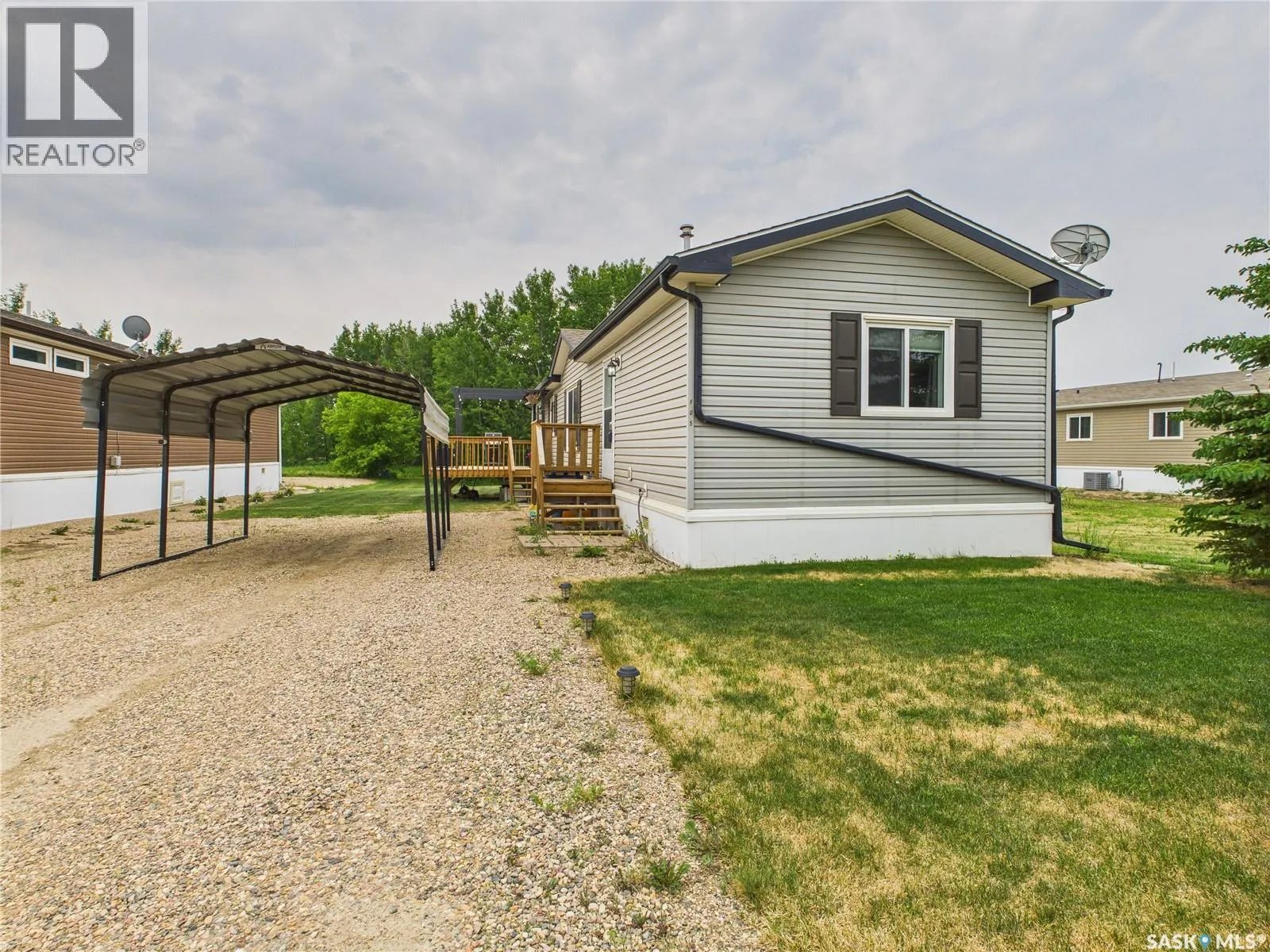 Mobile Home for rent: 805 2nd Avenue E, Shellbrook, Saskatchewan S0J 2E0