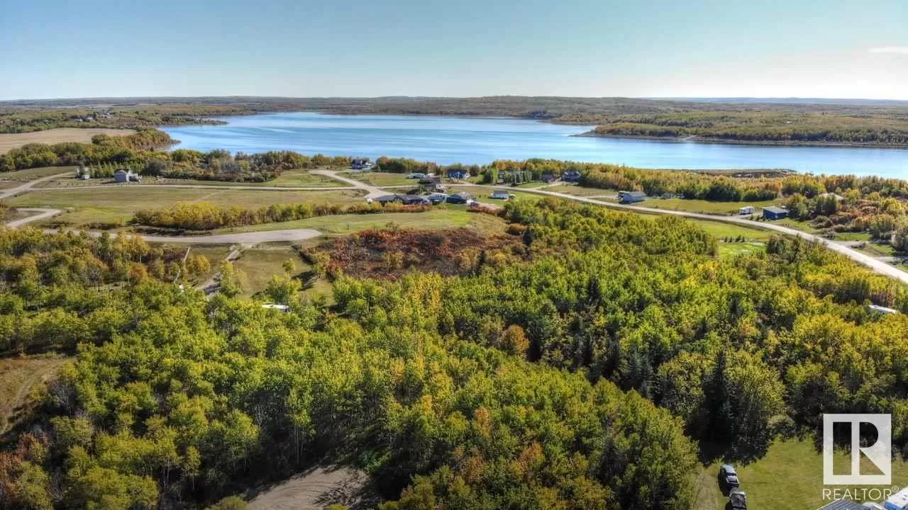 No Building for rent: 805 56316 Rr 113, Rural St. Paul County, Alberta T0B 4K0