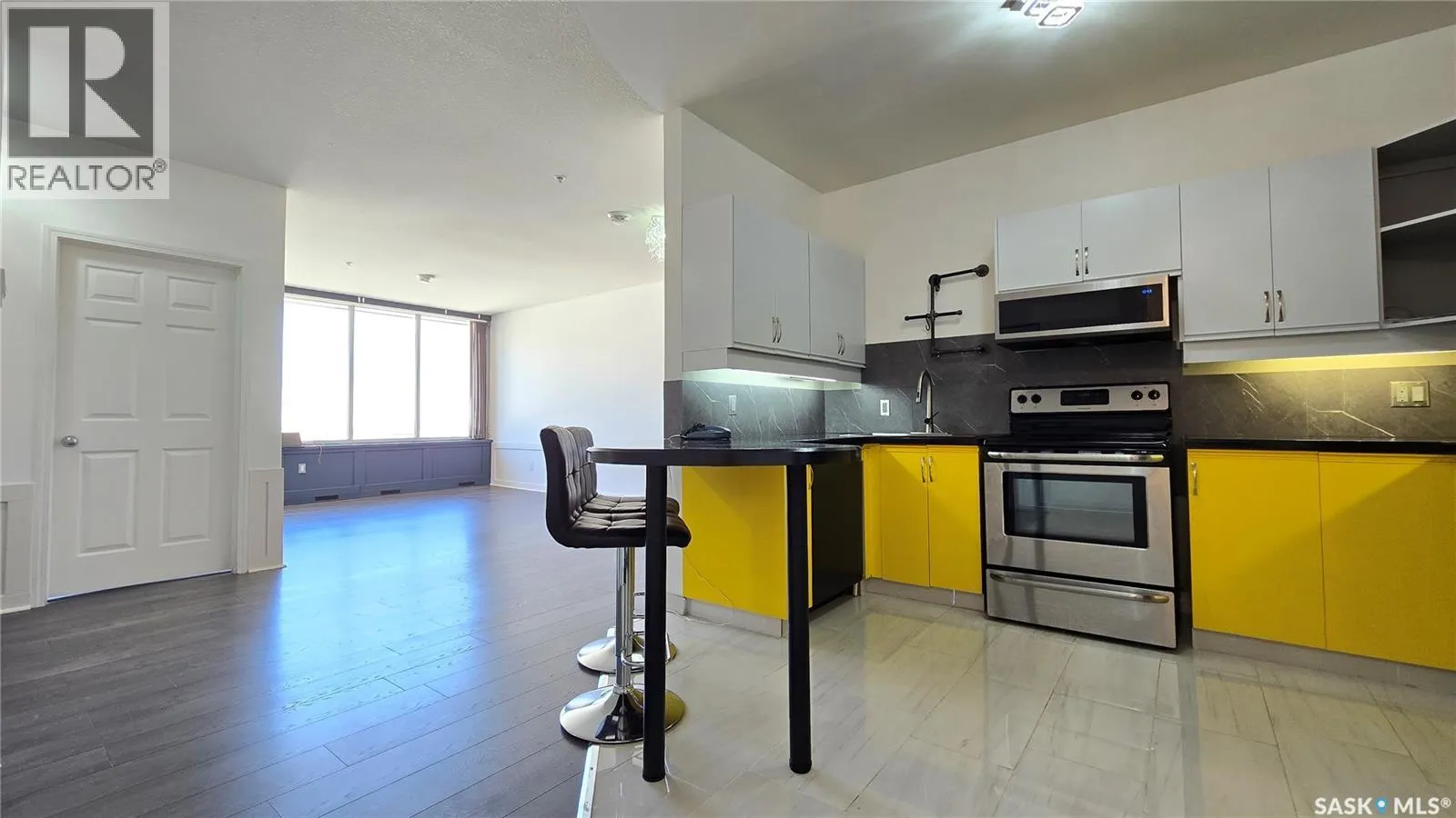 Apartment for rent: 806 1867 Hamilton Street, Regina, Saskatchewan S4P 2C2