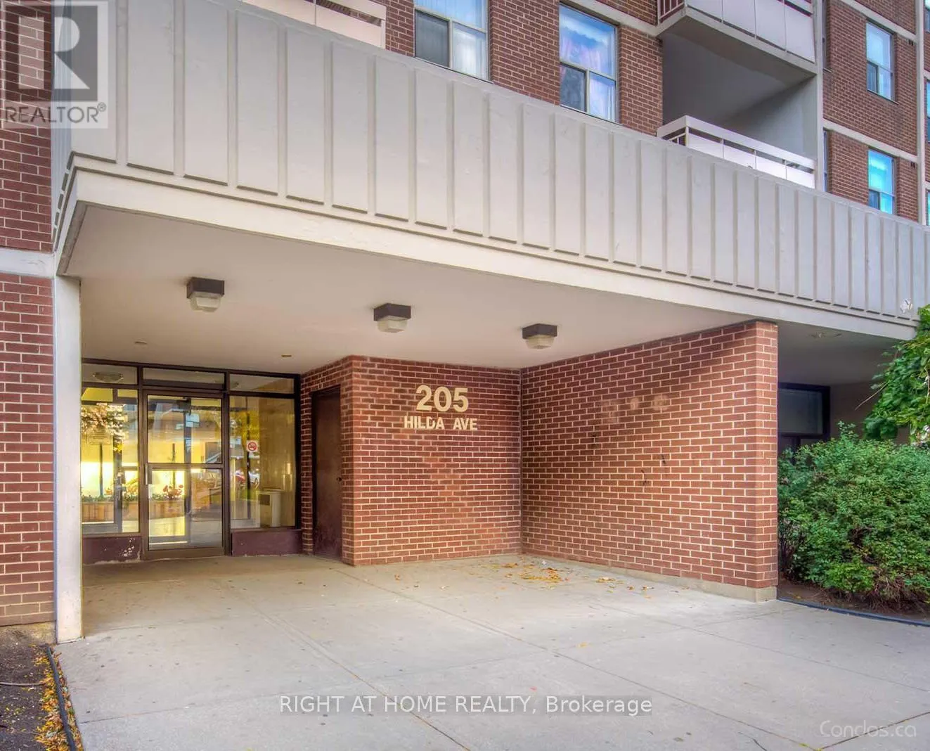 Apartment for rent: 806 - 205 Hilda Avenue E, Toronto, Ontario M2M 4B1