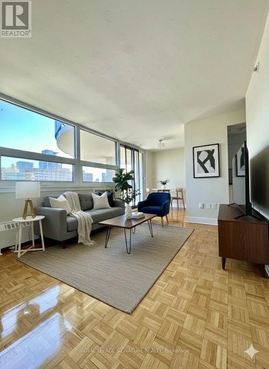 Apartment for rent: 806 - 485 Huron Street, Toronto, Ontario M5R 2R5