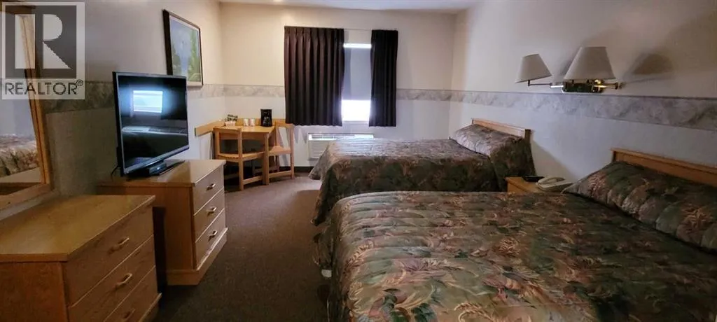 806 Laut Avenue, Crossfield, Alberta T0M 0S0