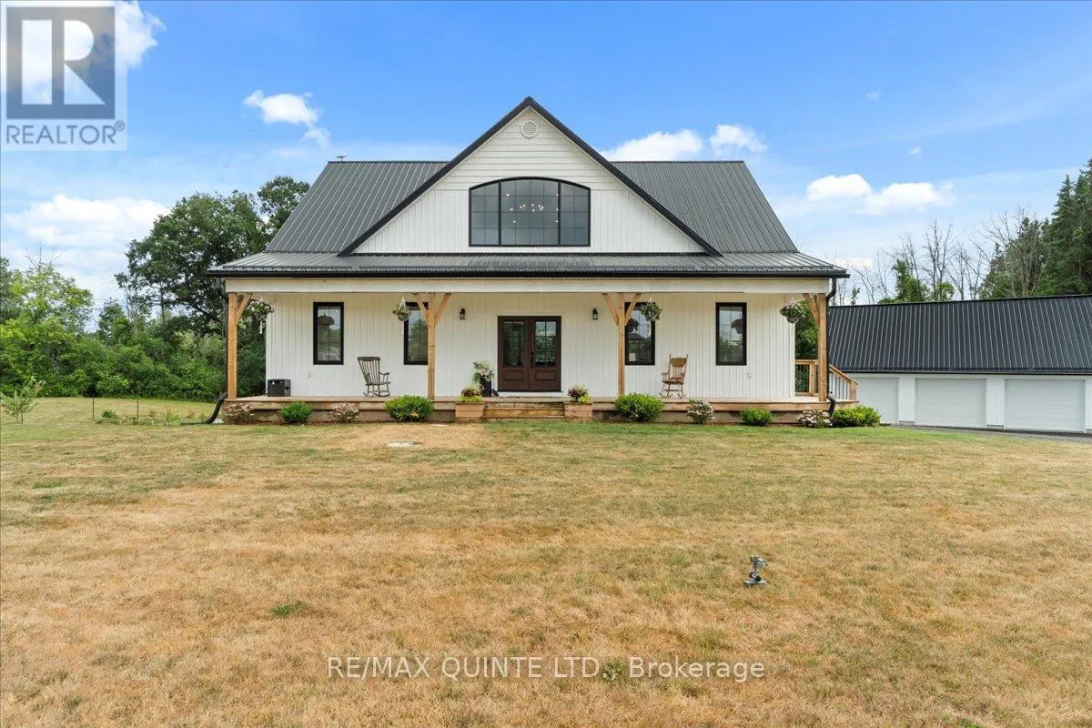 House for rent: 806 Newburgh Road, Stone Mills, Ontario K7R 3L2