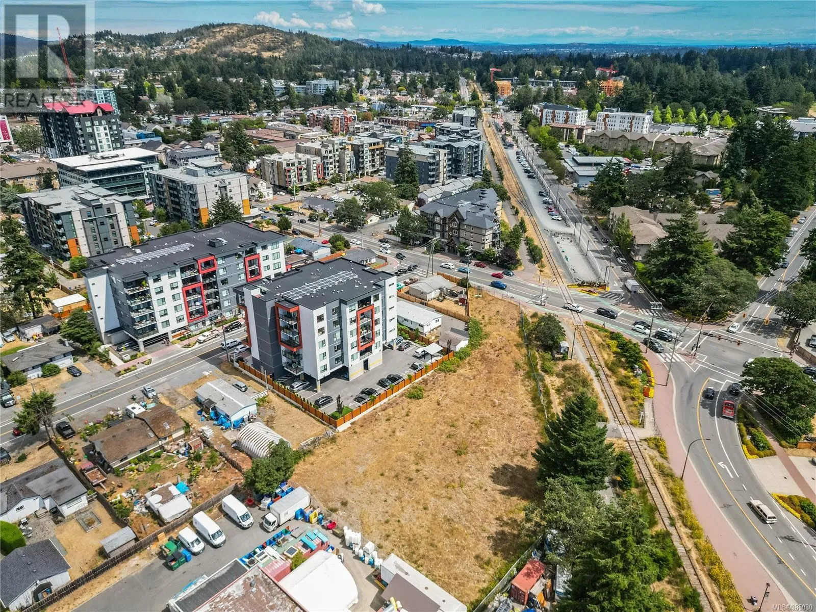 806 Station Ave, Langford, British Columbia V9B 2S1