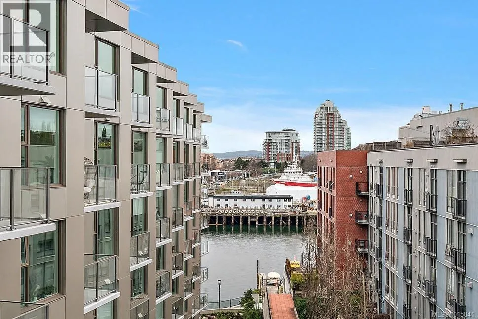 Apartment for rent: 807 1628 Store St, Victoria, British Columbia V8W 3K3