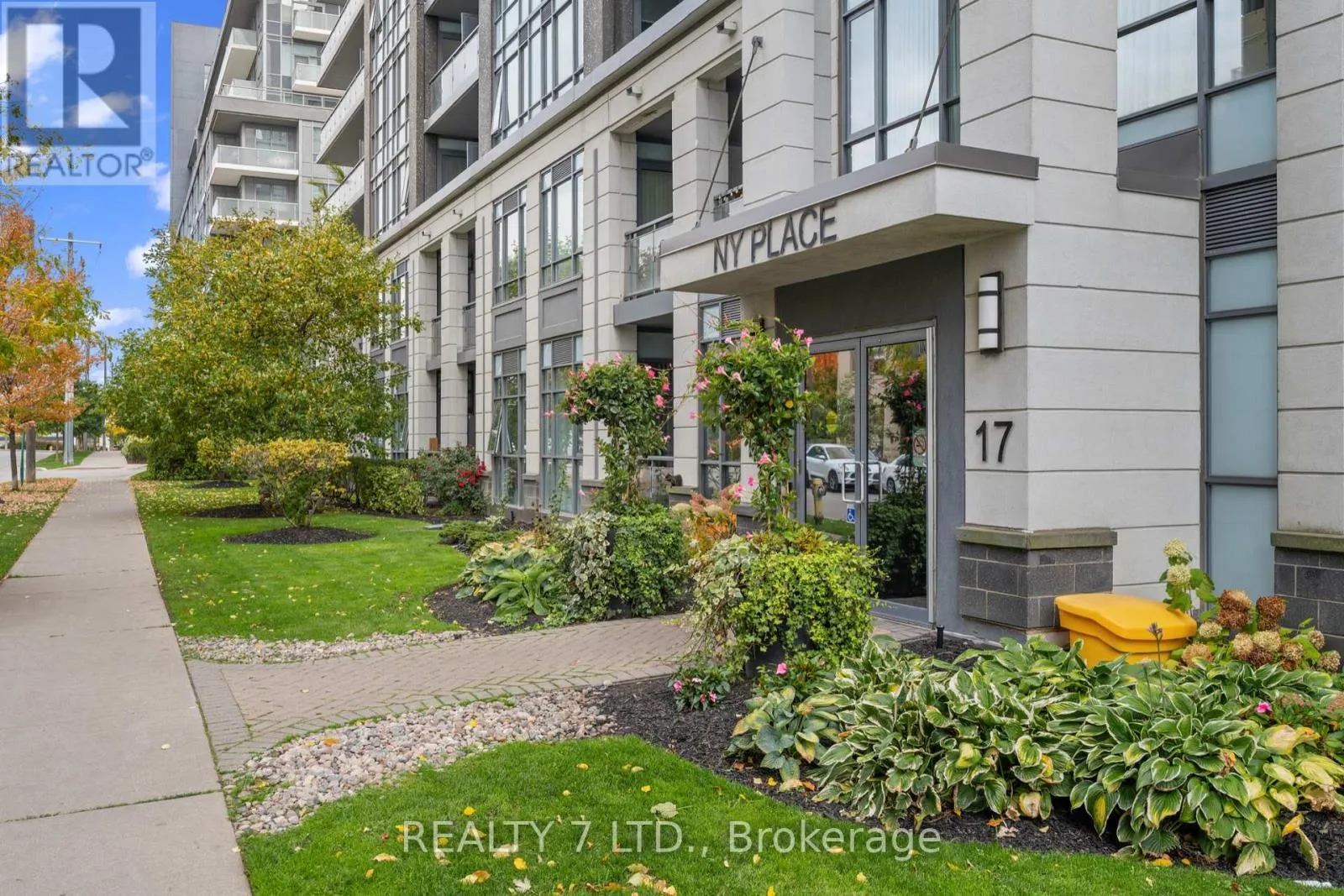 Apartment for rent: 807 - 17 Kenaston Gardens, Toronto, Ontario M2K 0B9