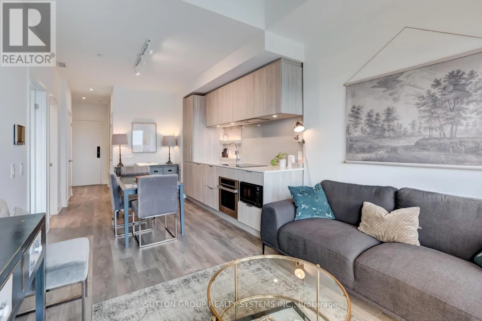 Apartment for rent: 807 - 28 Ann Street, Mississauga, Ontario L5G 3G1