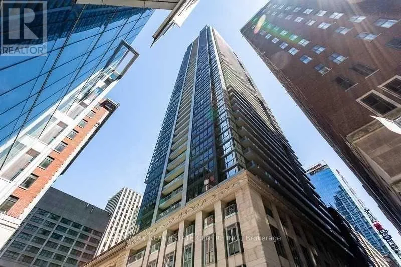 Apartment for rent: 807 - 70 Temperance Street, Toronto, Ontario M5H 0B1