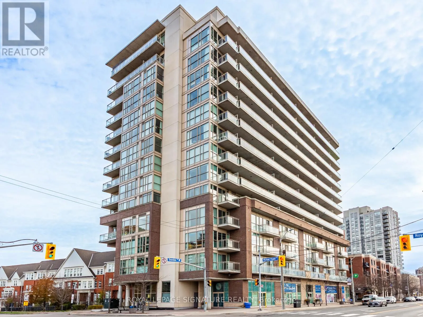 Apartment for rent: 808 - 5101 Dundas Street W, Toronto, Ontario M9A 5G8