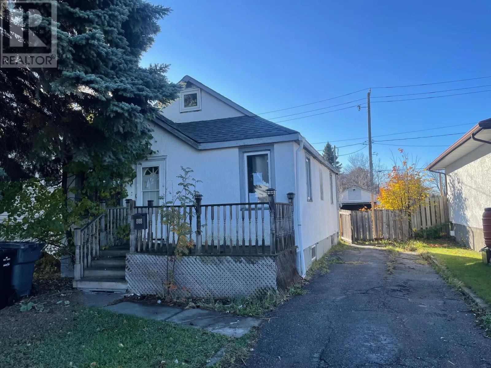 808 Mary St W, Thunder Bay, Ontario P7E 4L8