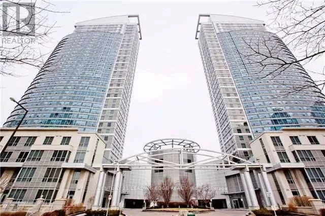 Apartment for rent: 809 - 36 Lee Centre Drive, Toronto, Ontario M1H 3K2