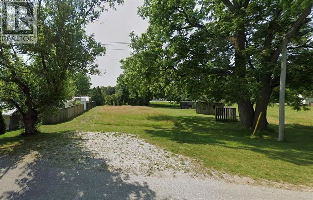 No Building for rent: 8093 Mill Pond Road, Brooke-Alvinston, Ontario N0N 1A0