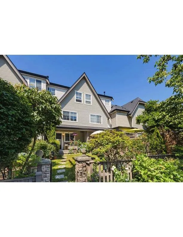 House for rent: 81 15355 26 Avenue, Surrey, British Columbia V4P 1C4