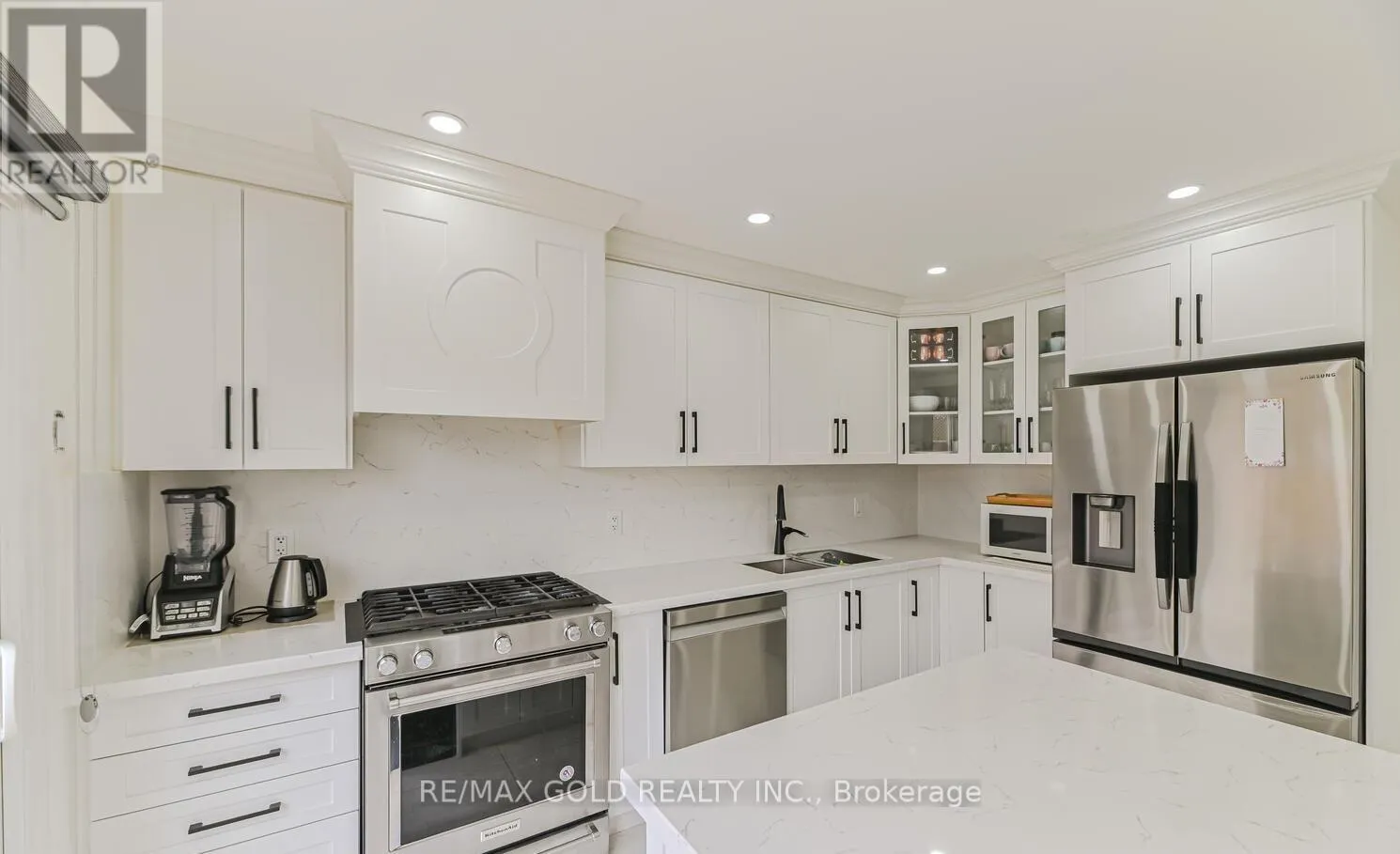 House for rent: 81 Drake Boulevard, Brampton, Ontario L6T 3L2