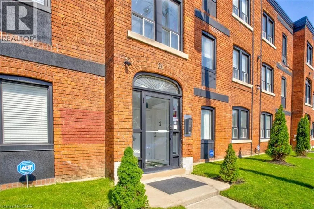 Apartment for rent: 81 Gibson Avenue Unit# 6, Hamilton, Ontario L8L 6J9