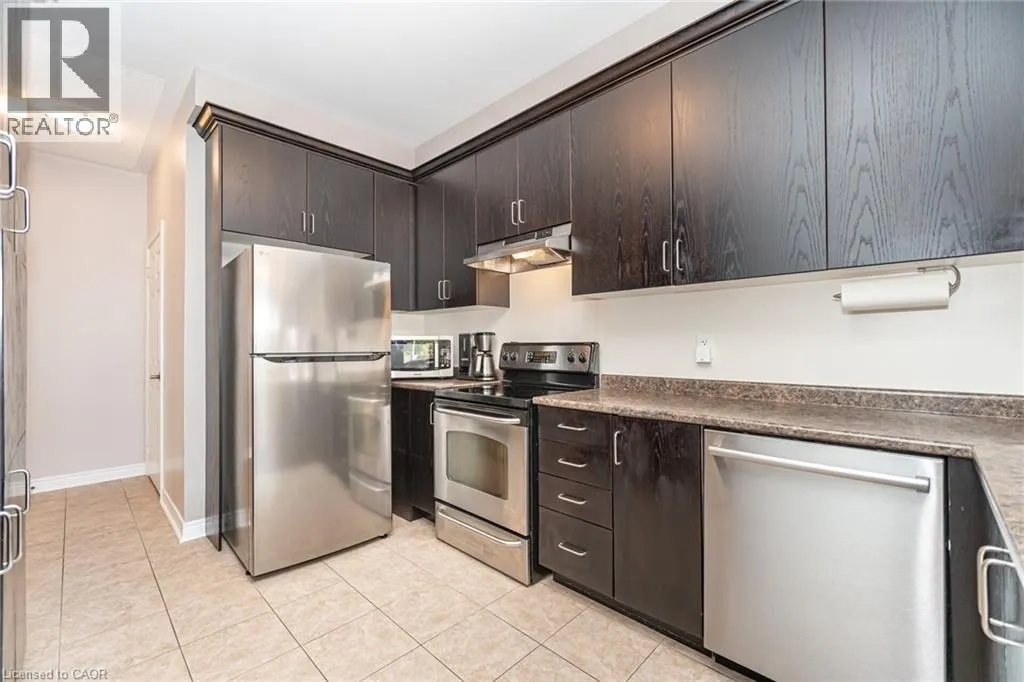 House for rent: 81 Paperbark Avenue, Vaughan, Ontario L6A 0Y2