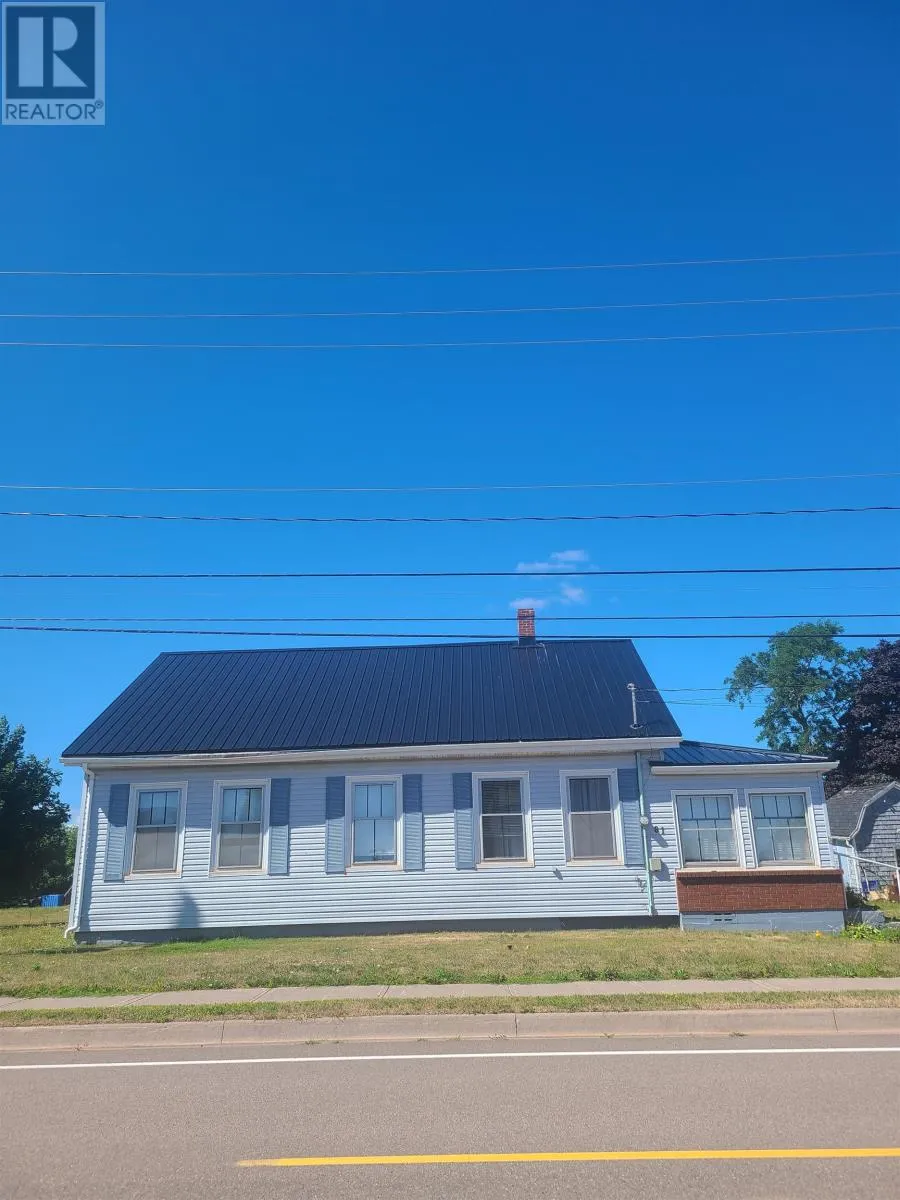 House for rent: 81 Water Street, Georgetown, Prince Edward Island C0A 1L0