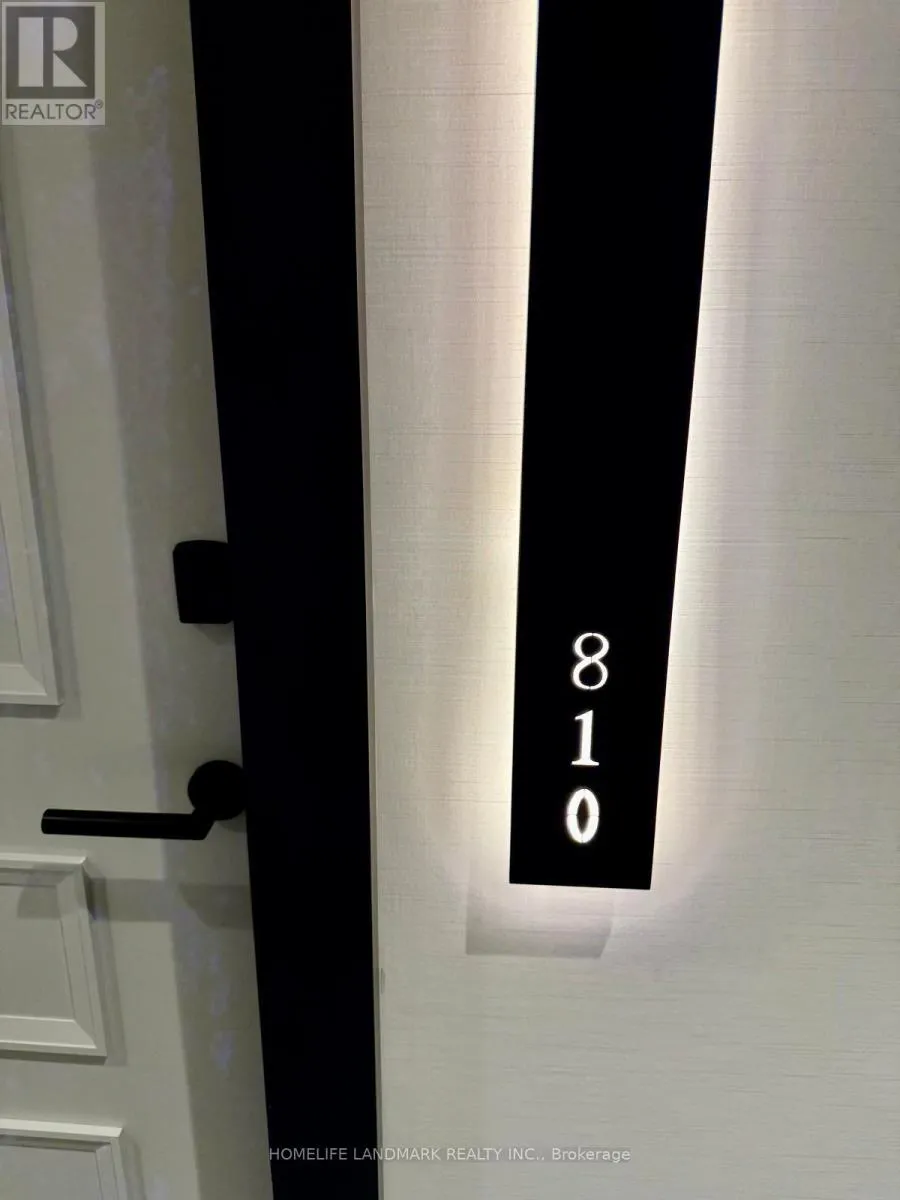 Apartment for rent: 810 - 115 Denison Avenue, Toronto, Ontario M5T 2E6