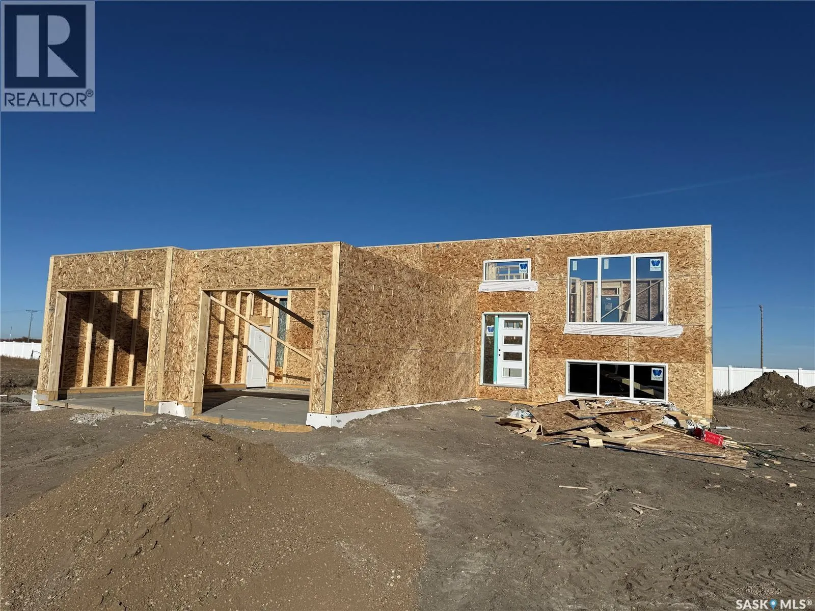 House for rent: 810 Ballesteros Crescent, Warman, Saskatchewan S0K 4S4