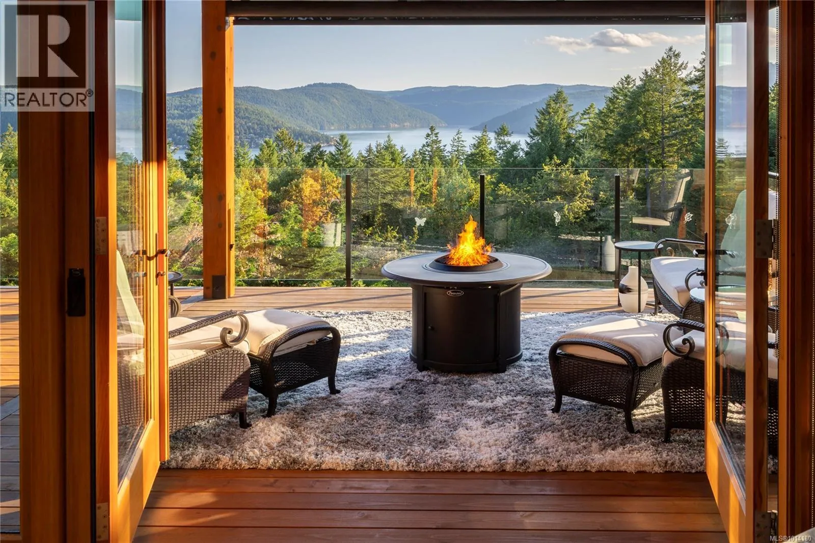 House for rent: 8100 Woodwyn Terr, Central Saanich, British Columbia V8M 1S2