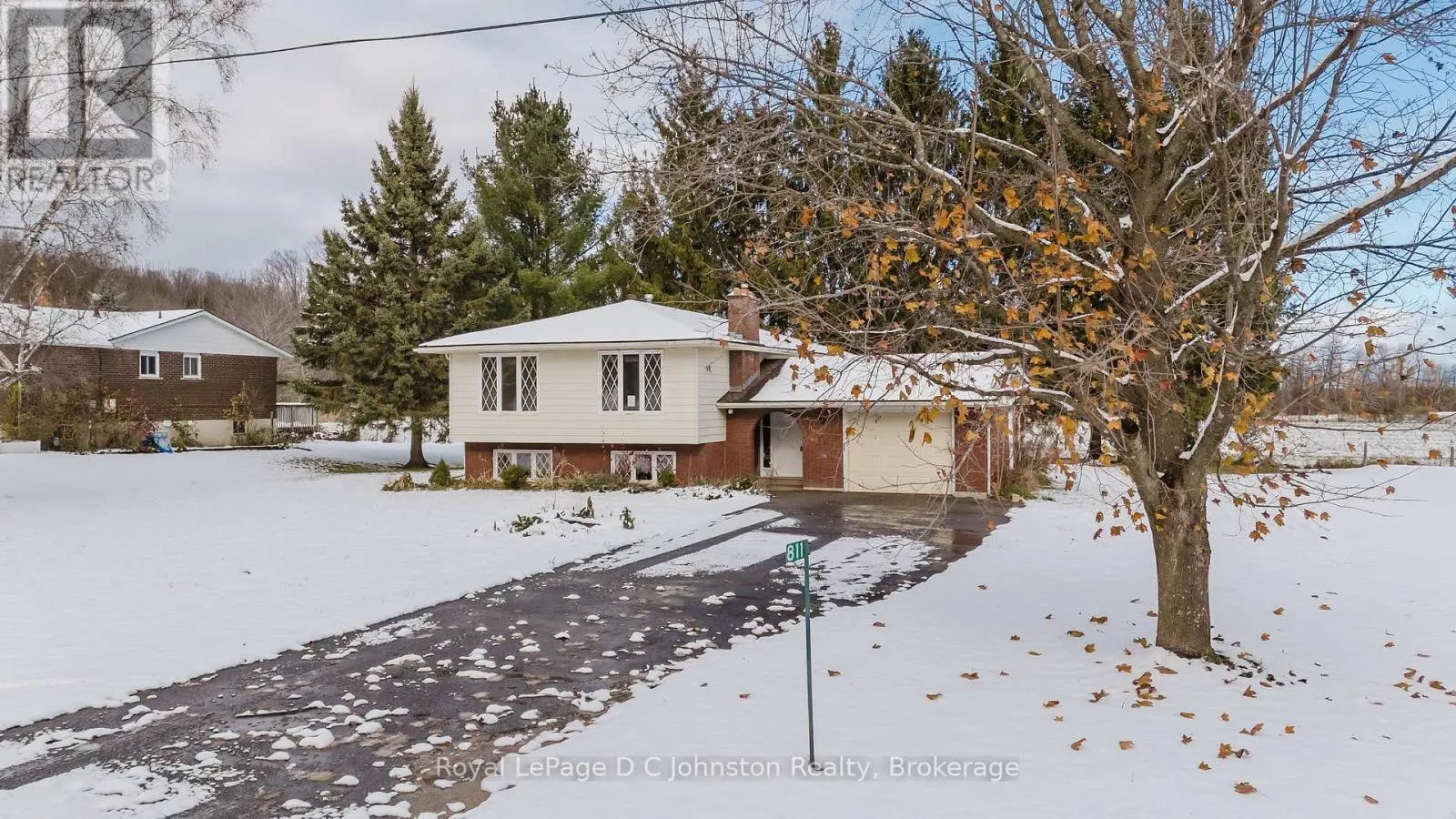 House for rent: 811 30th Street W, Georgian Bluffs, Ontario N4K 6V5