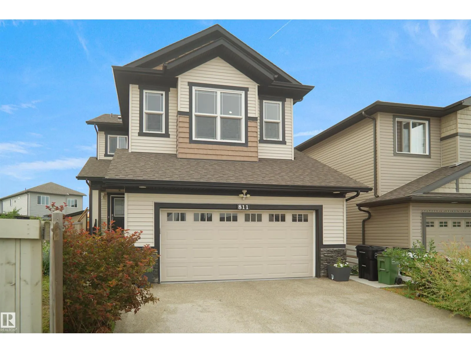 House for rent: 811 35 Av Nw, Edmonton, Alberta T6T 1A3