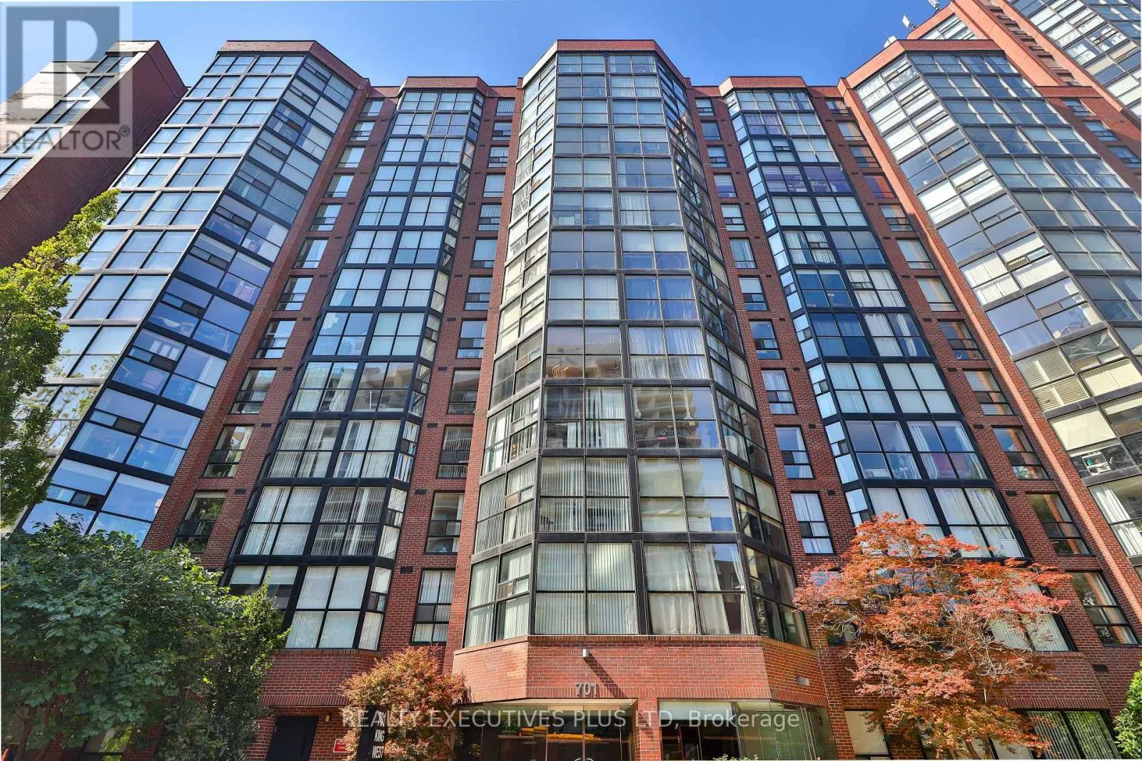 Apartment for rent: 811 - 701 King Street W, Toronto, Ontario M5V 2W7