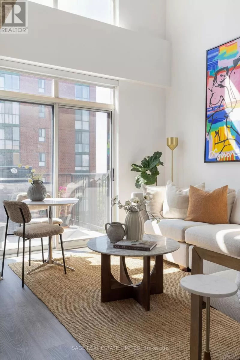 Apartment for rent: 811 - 800 King Street W, Toronto, Ontario M5V 3M7