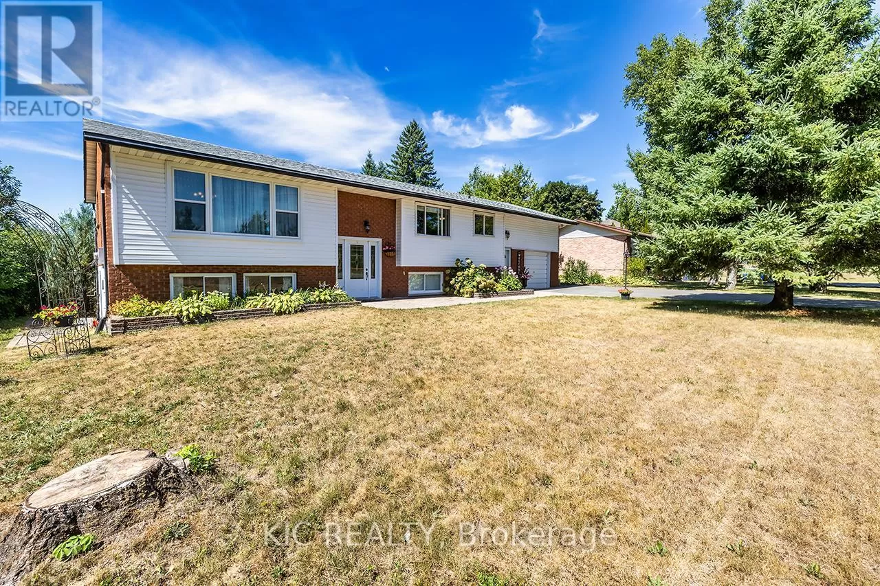 House for rent: 812 Frank Hill Road, Kawartha Lakes, Ontario K9J 6X3