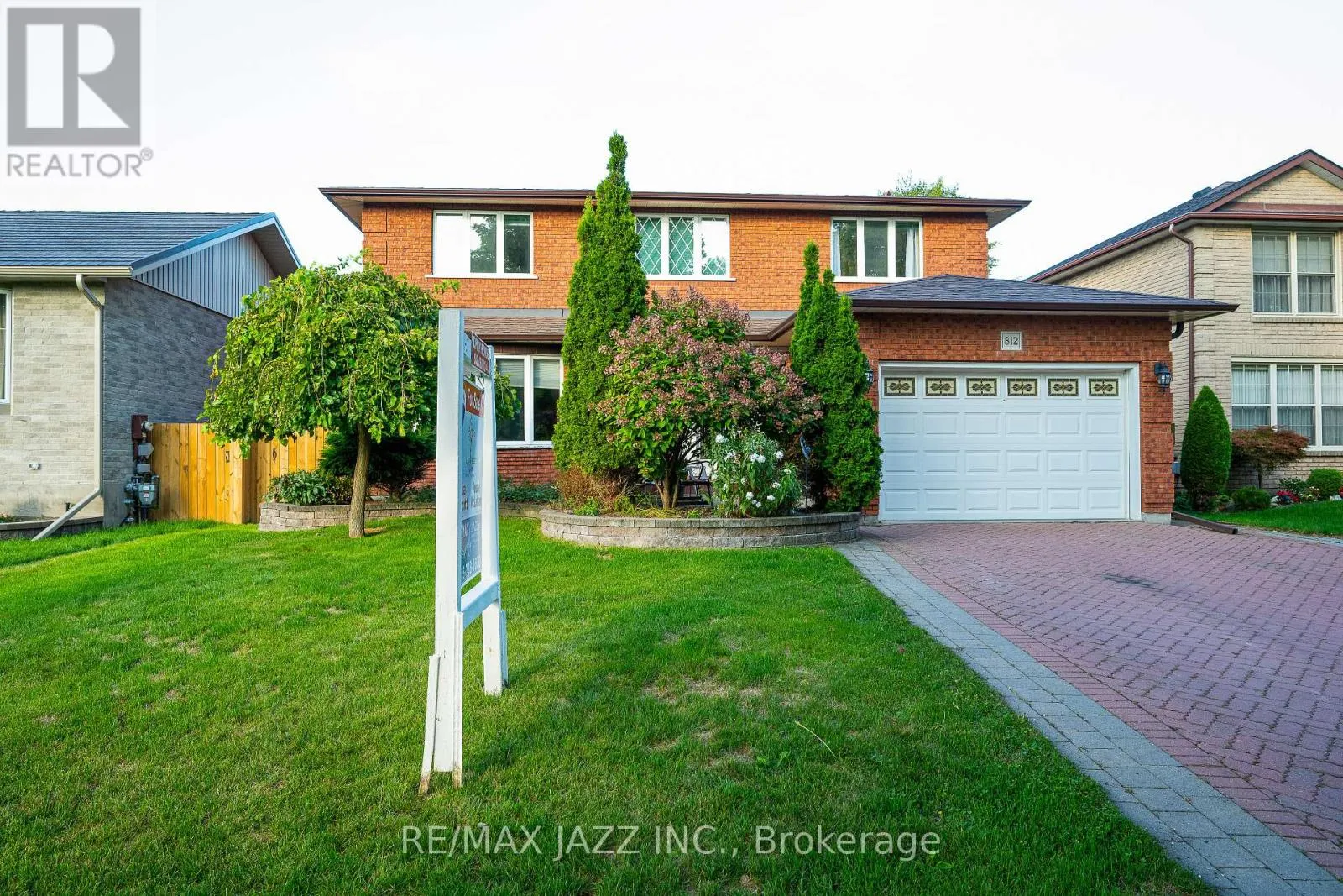 House for rent: 812 Waverly Street N, Oshawa, Ontario L1J 7E5