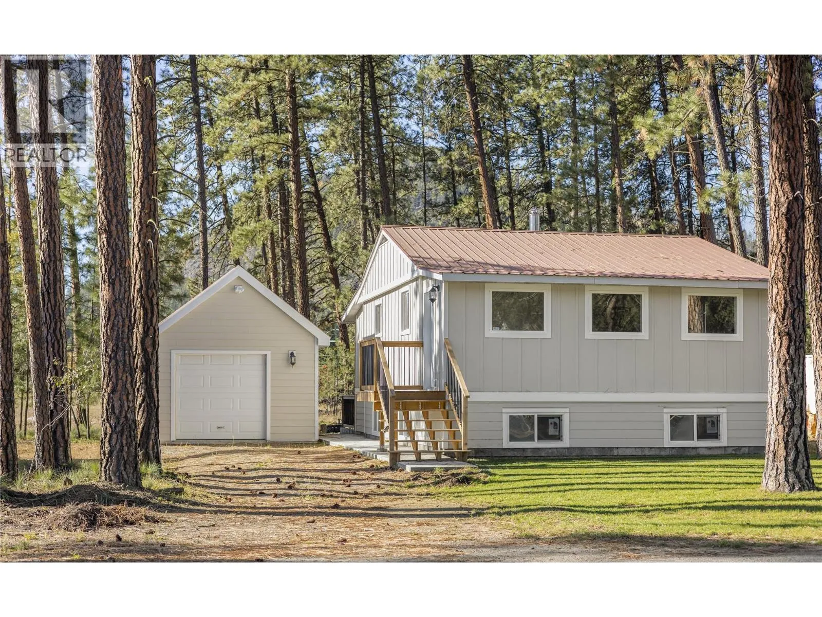 House for rent: 8127 Donaldson Drive, Grand Forks, British Columbia V0H 1H2