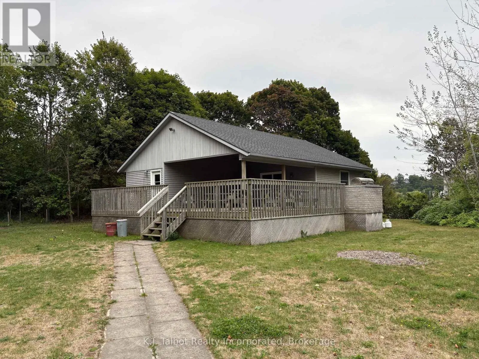 House for rent: 81344 Champlain Boulevard, Ashfield-Colborne-Wawanosh, Ontario N7A 3Y2