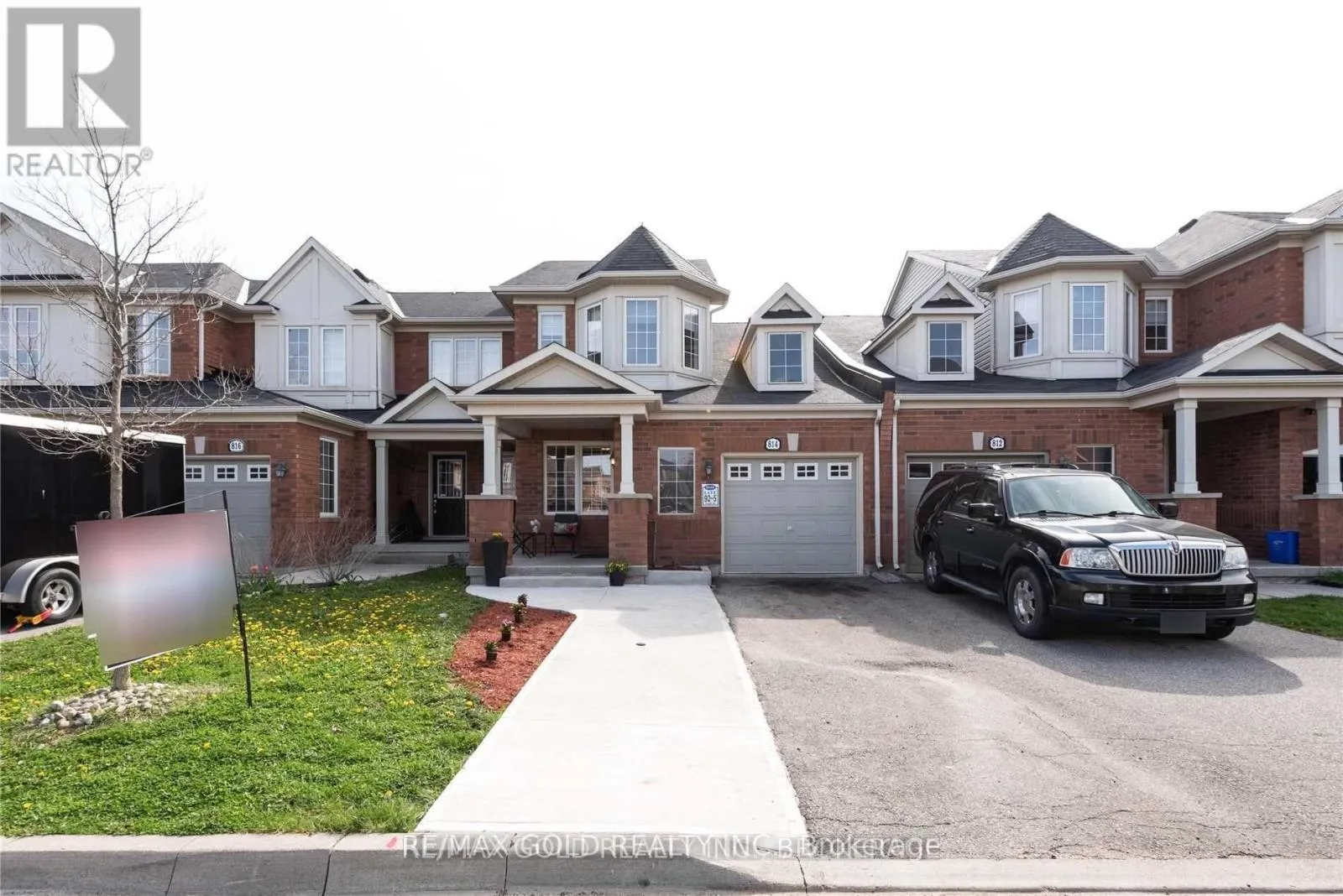 Row / Townhouse for rent: 814 Herman Way, Milton, Ontario L9T 2C9