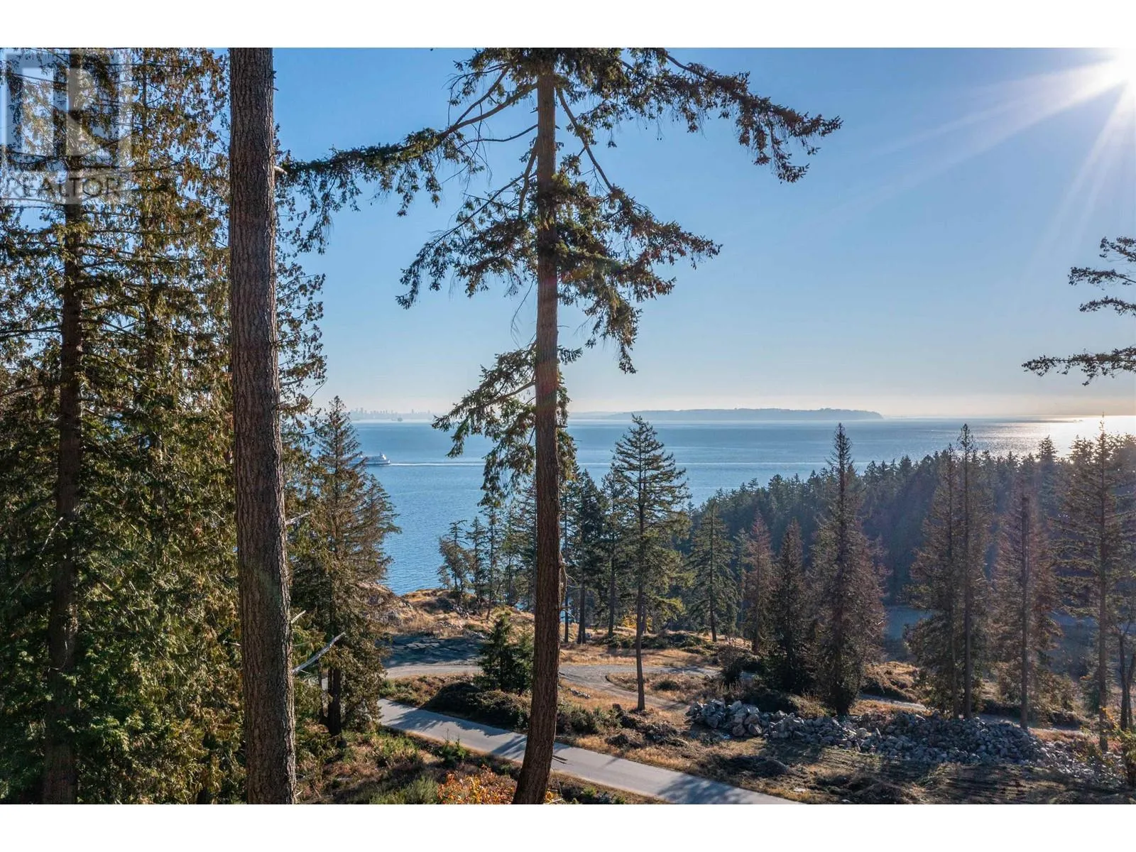 814 Mcintosh Lane, Bowen Island, British Columbia V0N 1G2