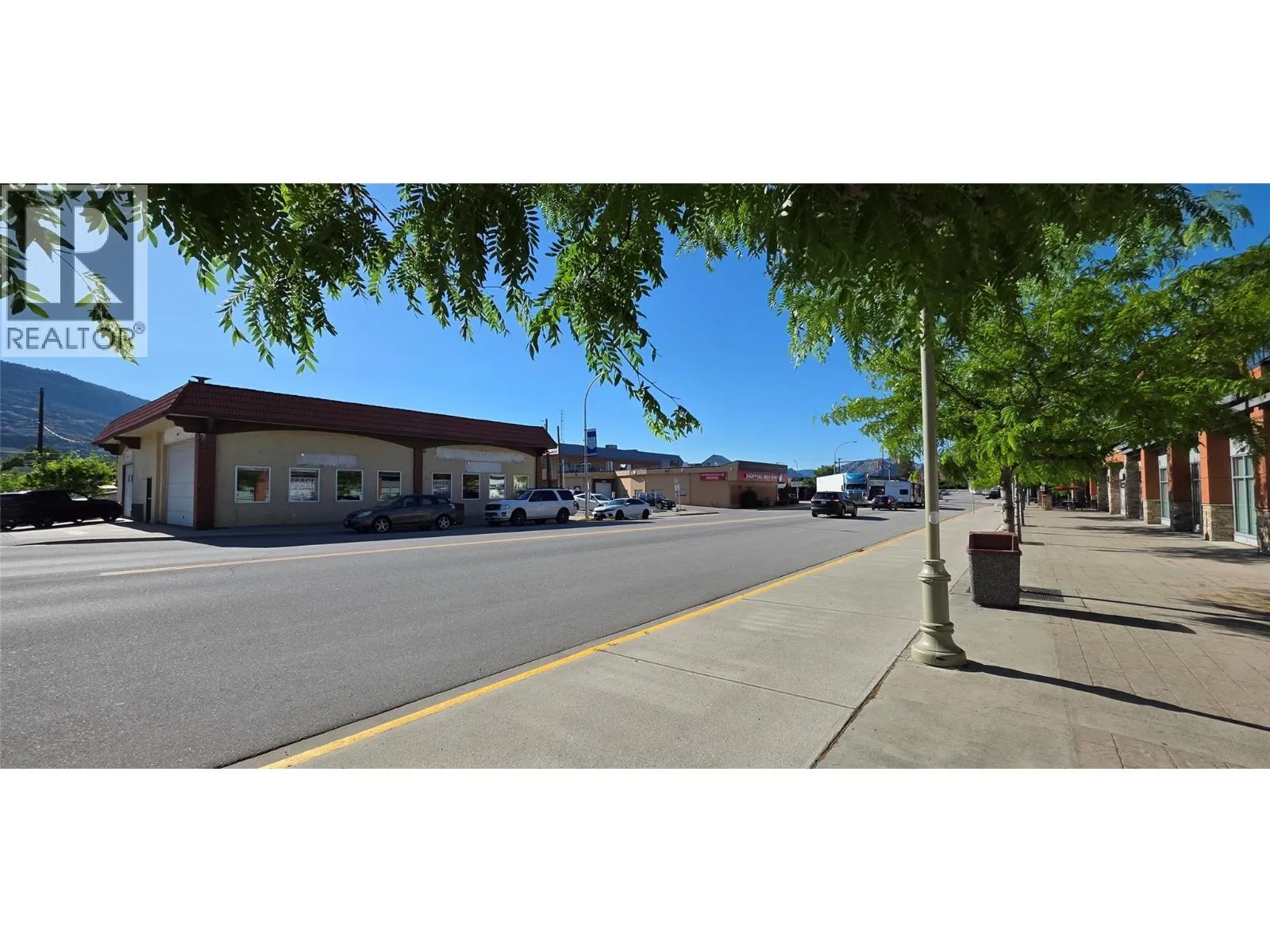 Residential Commercial Mix for rent: 8147 Main Street, Osoyoos, British Columbia V0H 1V0