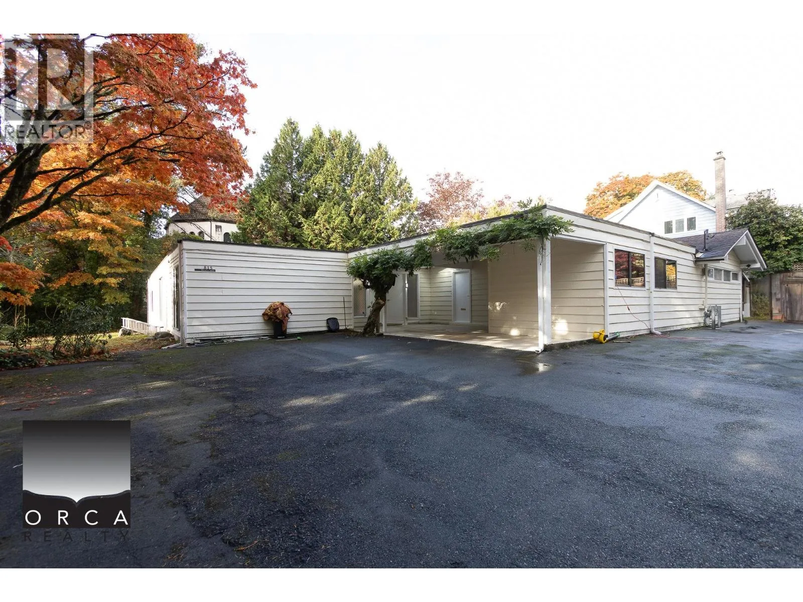 House for rent: 815 Margaree Place, West Vancouver, British Columbia V7T 2J5