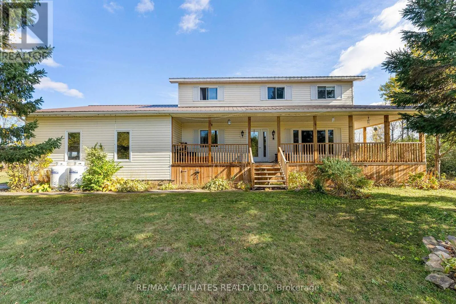 House for rent: 817 Code Drive, Montague, Ontario K7A 4S6