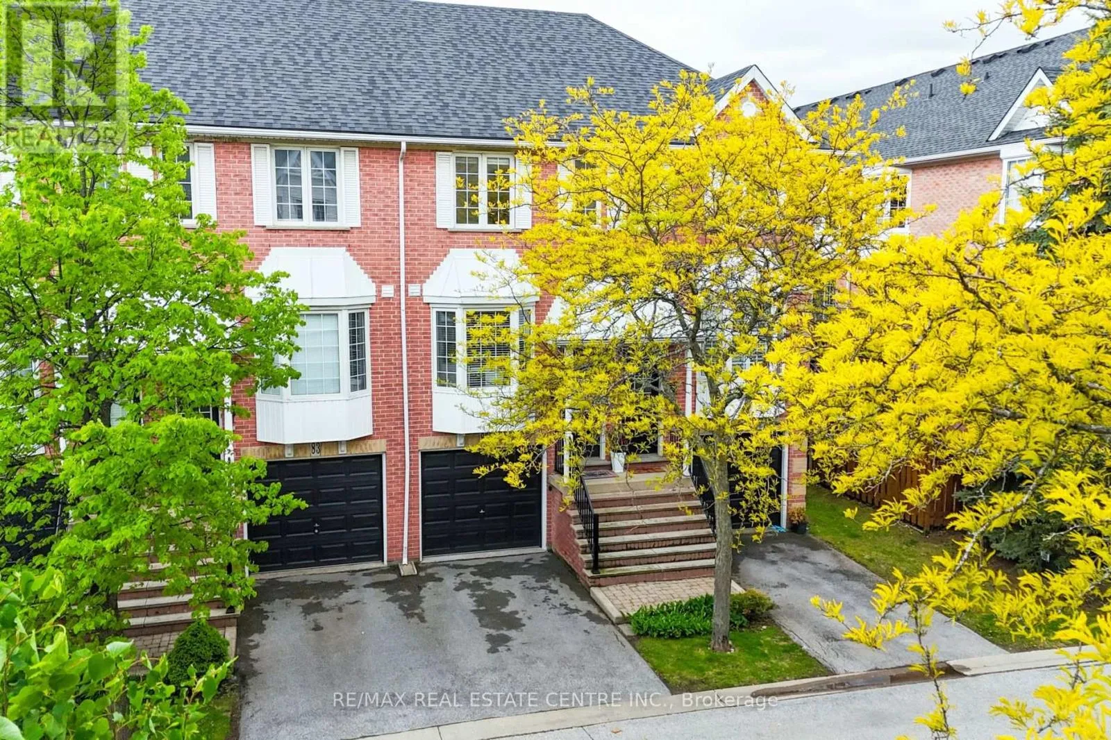 Row / Townhouse for rent: 82 - 3480 Upper Middle Road, Burlington, Ontario L7M 4R9