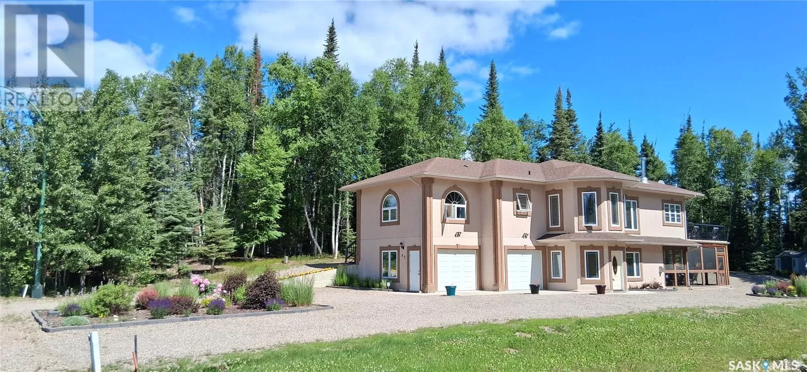 House for rent: 82 Estates Drive, Elk Ridge, Saskatchewan S0J 0N0